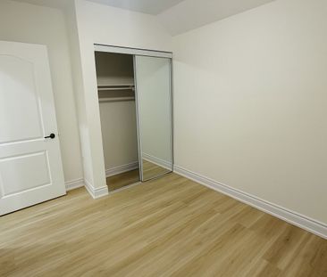 For Lease - 54 Periwinkle Street Unit# Legal apartment, Kitchener, ... - Photo 4