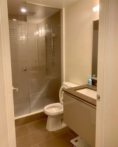 For Lease - 200 Bloor Street Unit# 2204, Toronto, Ontario - Photo 4