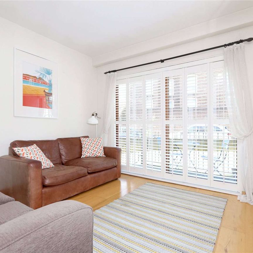 Angelis Apartments, 69 Graham Street, Angel, Islington, London, N1 8LH - Photo 1