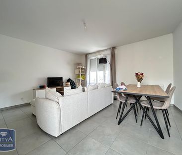 Location Appartement 3 pièces 66m² VILLEURBANNE 69100 - Photo 2