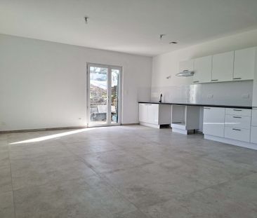 Location Appartement 3 pièces 68m² ST GILLES 30800 - Photo 3