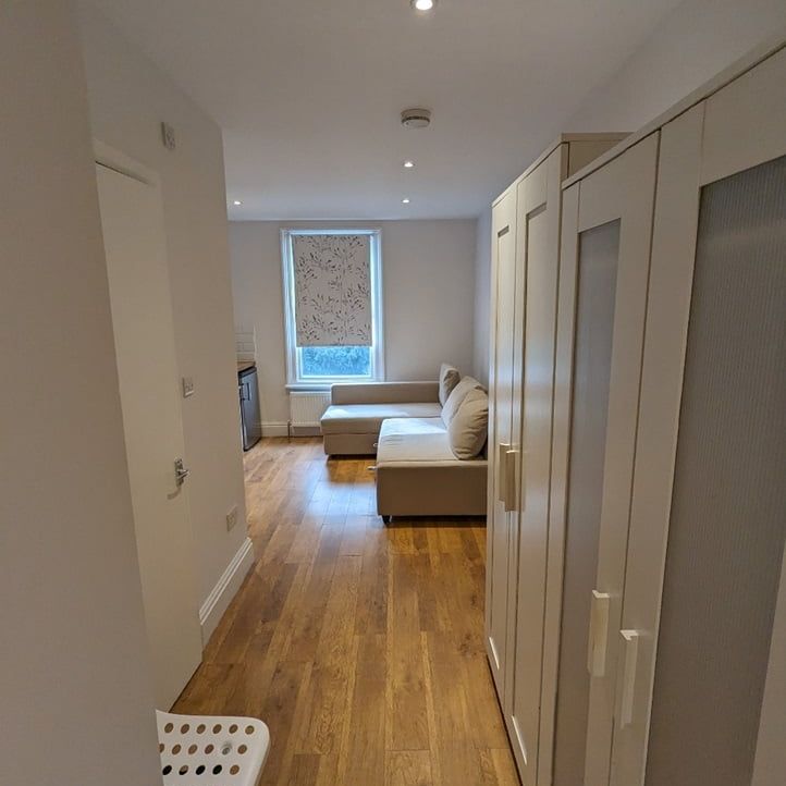 Studio Flat, Crouch End, N8 - Photo 1
