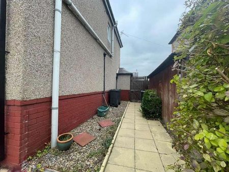 Neasham Road, Darlington, DL1 - Photo 3