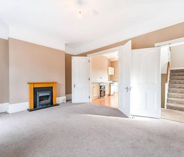 5 bedroom terraced house to rent - Photo 2