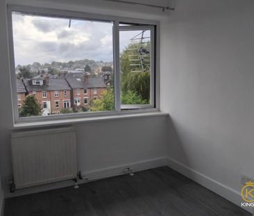 4 bedroom terraced house to rent - Photo 5