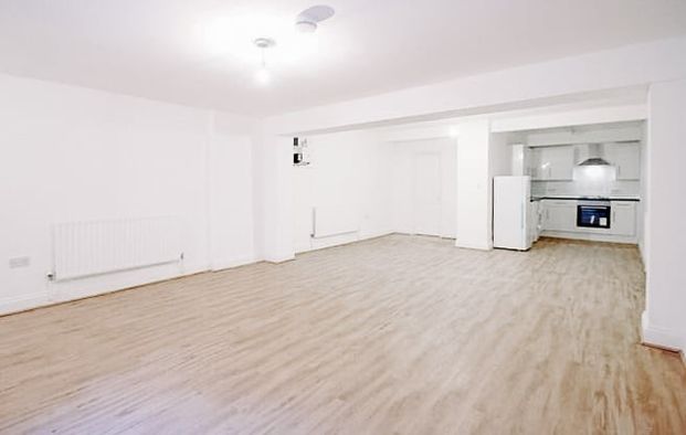 Studio Flat, Tilia Road, E5 - Photo 1