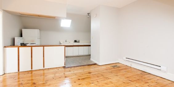 54 St. George Street - Photo 3