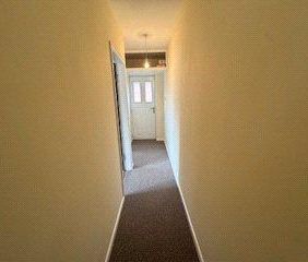 3 bedroom flat to rent - Photo 2