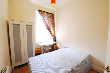 2 Bed - Amble Grove, Sandyford - Photo 3