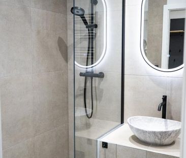 Helles, möbliertes Zimmer - Erstbezug - Photo 1