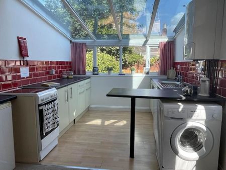 5 bedroom house to rent - Photo 4