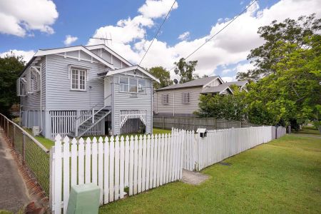 18 Figgis Street, Kedron. - Photo 2