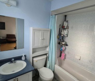 For Lease - 124 Desert Sand Drive, Brampton, Ontario - Photo 5