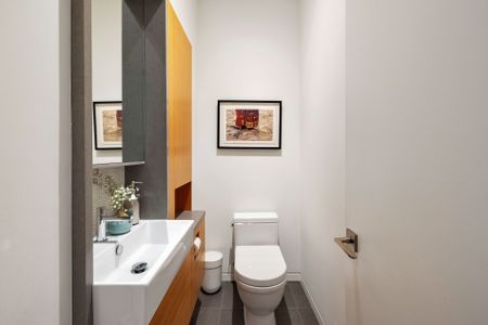 For Lease - 32 Borden Street, Toronto, Ontario - Photo 3