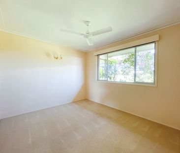 SPACIOUS FAMILY HOME WITH SPECTACULAR VIEWS - Photo 2