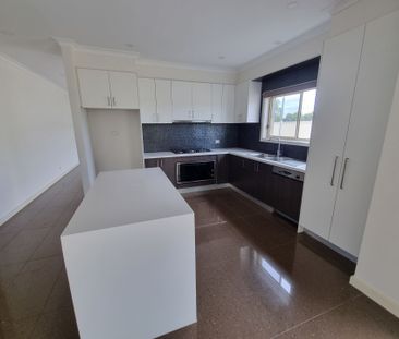 Low Maintenance Unit - Photo 2