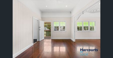 Country Feel. Coastal Living. Character Cottage. - Photo 5