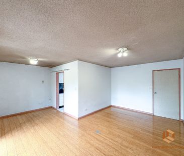 Strathfield - Photo 1