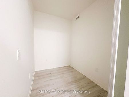 For Lease - 120 Broadway Avenue Unit# 302, Toronto, Ontario - Photo 2