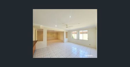 ROOM TO LIVE. ROOM TO BREATH. - Photo 2