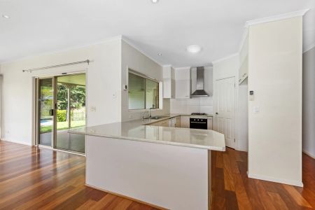 28 Friarbird Crescent, - Photo 2