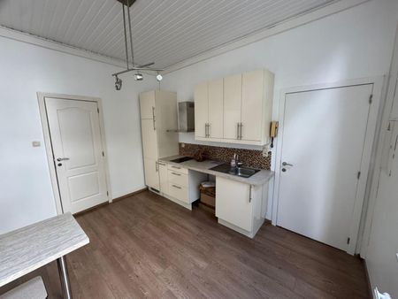 Saint-Gilles, Grand appartement de 100m2 d'une chambre rénové - Photo 5