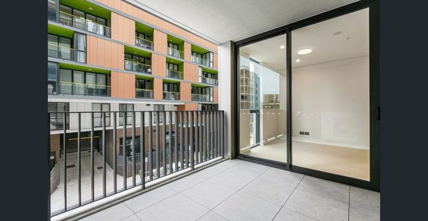 Brand new unfurnished two-bedroom apartment in Zetland - Photo 1