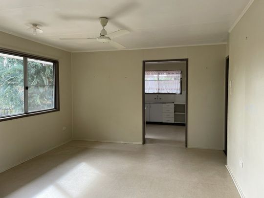 5 Bedroom Neat & Tidy Home - Photo 1