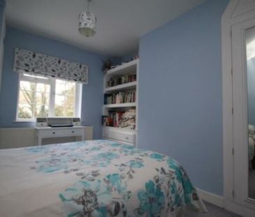 3 bedroom Property to rent - Photo 3