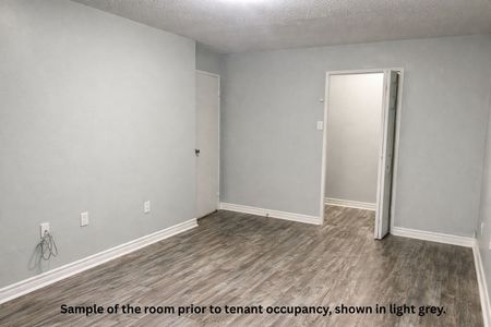 For Lease - 4062 Lawrence Avenue Unit# 107, Toronto, Ontario - Photo 2