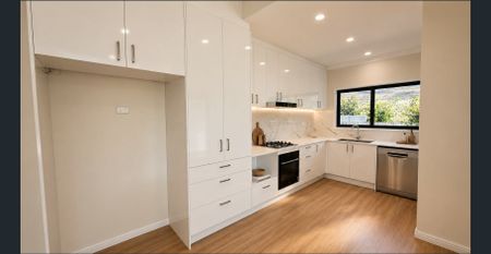 Newly Renovated Living with Private Entry & Two-Car Accommodation - Photo 4