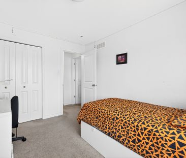 For Lease - 705 Capricorn Circle, Blossom Park - Airport and Area, ... - Photo 6