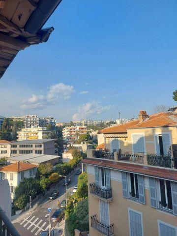 Location appartement 3 pièces 68 m² à Nice (06000) - Photo 2