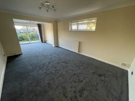3 bedroom bungalow to rent - Photo 3