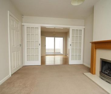 4 bedroom semi-detached house to rent - Photo 6