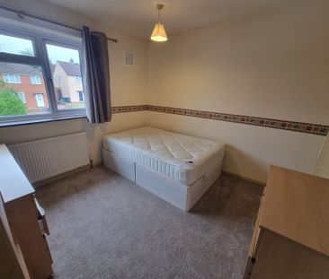 4 Bed Student Accommodation - Photo 4