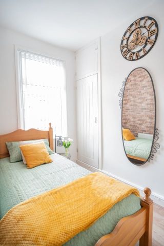 2 Bed Terraced House, Liverpool, L4 - Photo 2