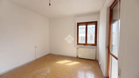 Quadrilocale via Nazario Sauro, Marina di Carrara, Carrara - Photo 2