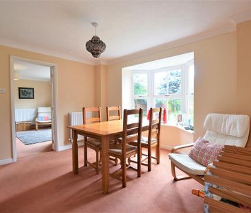 4 bedroom detached house to rent - Photo 3