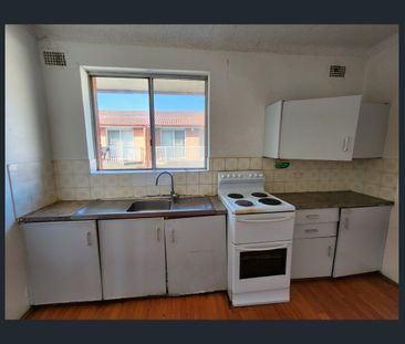 8/92 Northumberland Road, Auburn, NSW 2144 - Photo 3