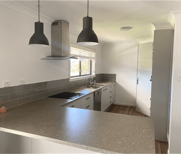 Top floor house - Photo 4