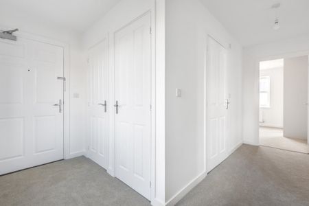 2 bedroom flat to rent - Photo 4