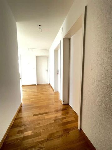 4 Zimmer, 79 m², 3. Stock - Foto 3