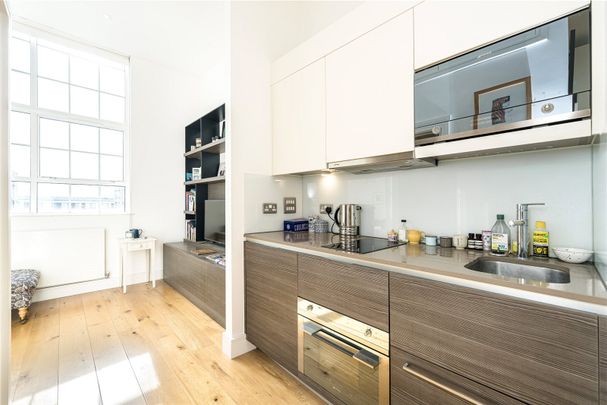 Clapham Road, London, SW9 - Photo 1