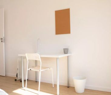 Modern 5-bedroom apartment for rent in Alvalade - Foto 4