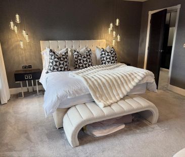 2 bedroom penthouse to rent - Photo 1