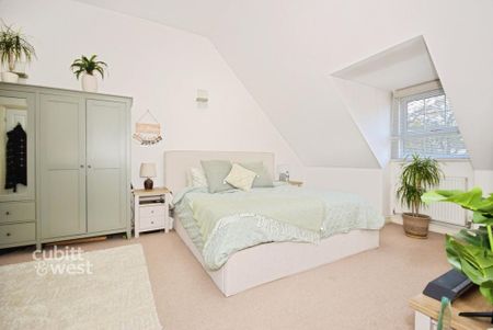 3 bedroom terraced house to rent - Photo 5