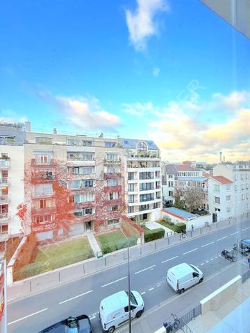 Location Appartement Boulogne-Billancourt 3 Pièces 75 m² - Photo 2