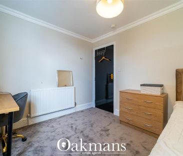 6 bedroom house to rent - Photo 2