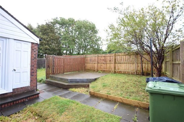 Celandine Way, Windy Nook, NE10 - Photo 1